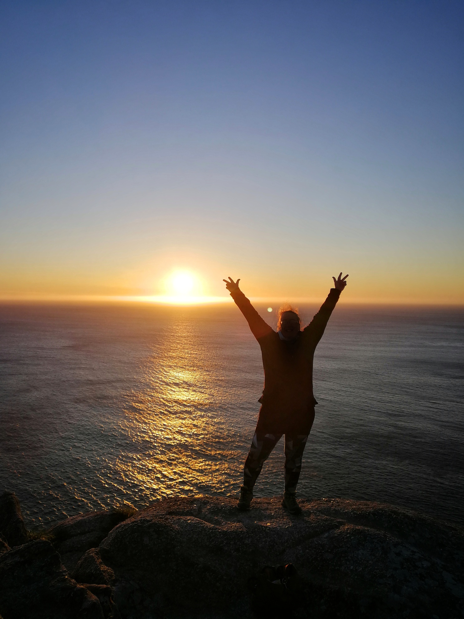 Онкобольная британка три года шла пешком от Киева до Уэльса: путешествие показала на фото