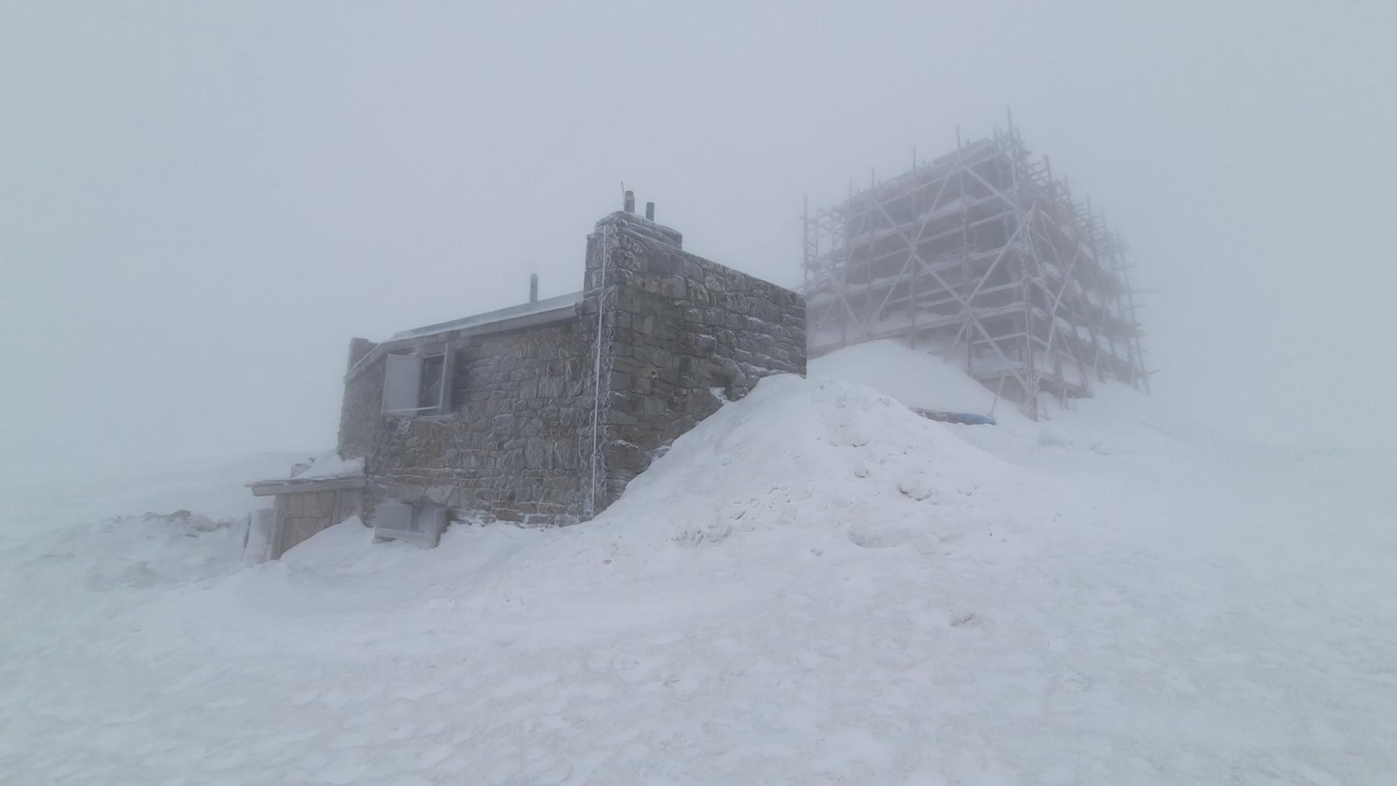 В середине апреля Украину засыпает снегом: температура в некоторых регионах -2 градуса