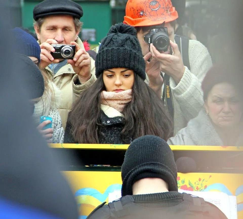 Участница конкурсов красоты защищает Украину: фото самой красивой девушки на фронте