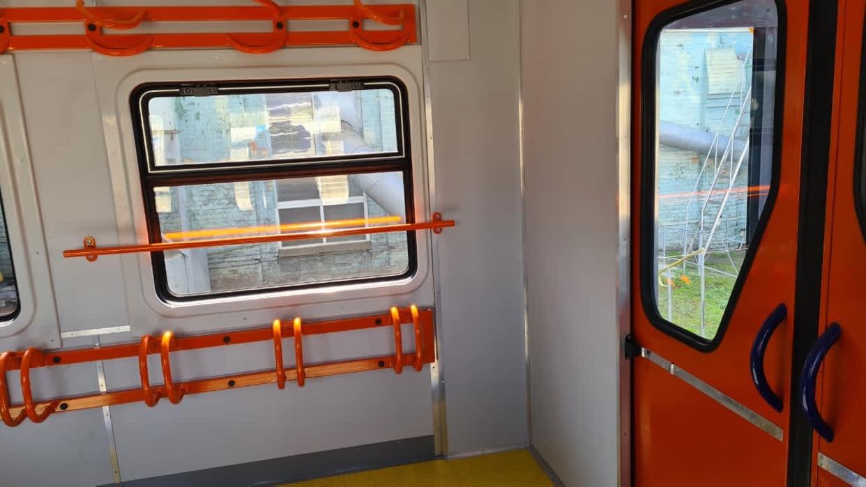 Укрзализныця показала новые вагоны электричек: появилась важная функция
