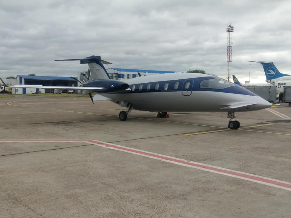 У "Борисполі" помітили літачок "Феррарі" за 200 млн (фото)