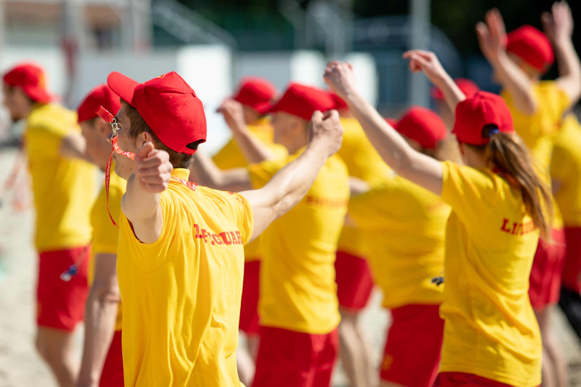 Вот так выглядят лайфгарды в Киеве: круче, чем спасатели Малибу!