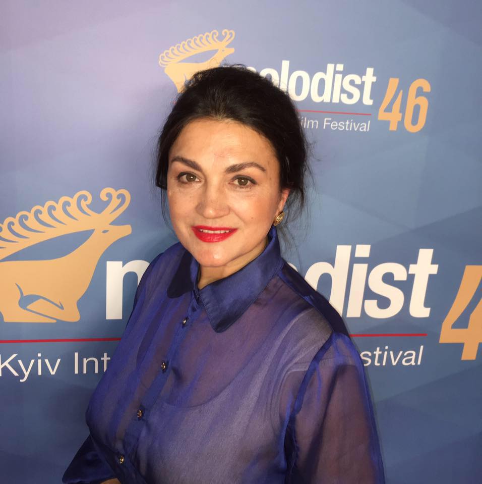 Сумська змушена утримувати 38-річну доньку: "вона не працює, просто живе на світі"