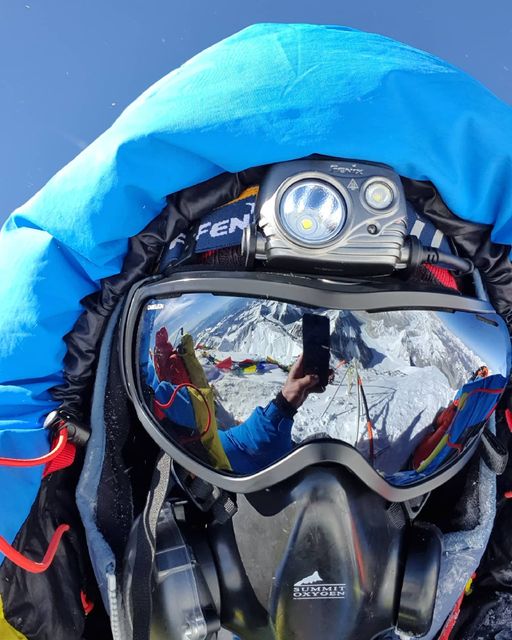 Житель Харькова побил рекорд по восхождениям на Эверест: было очень сложно