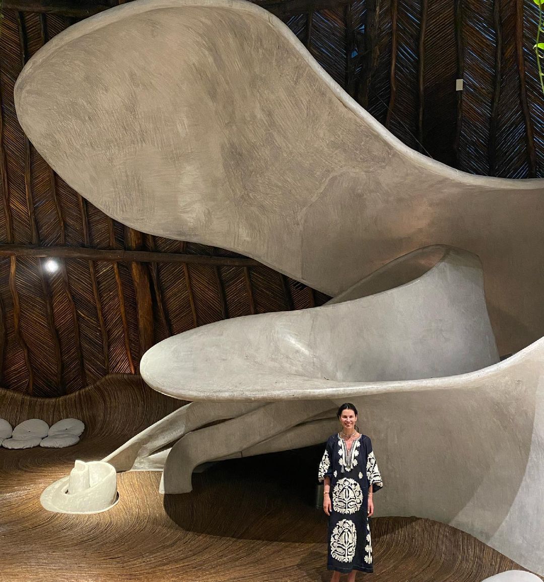 Маша Єфросиніна в сукні-вишиванці вразила кадрами з унікального місця в Мексиці