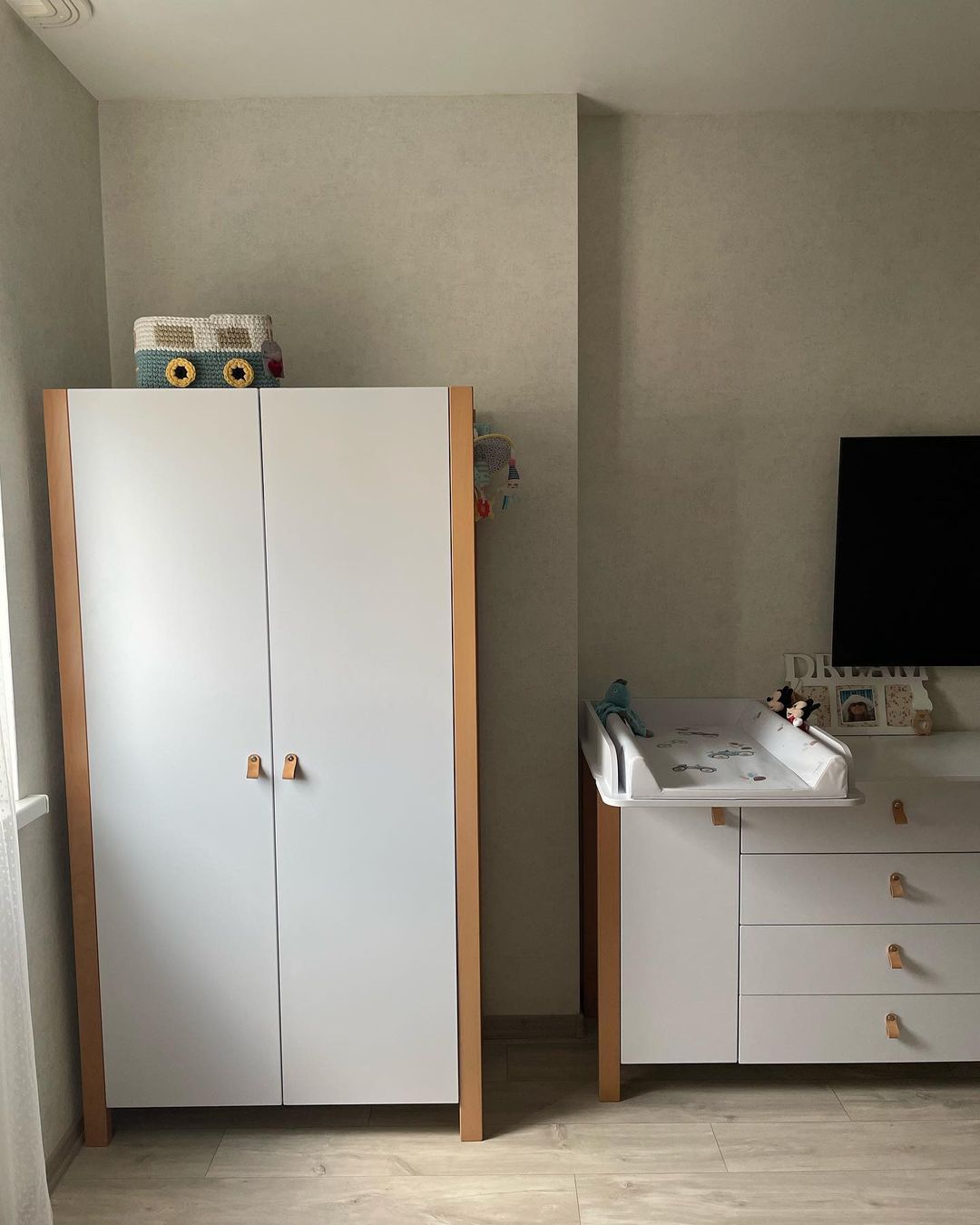 Беременная жена Виктора Павлика показала, какую детскую подготовила  для сына (фото)