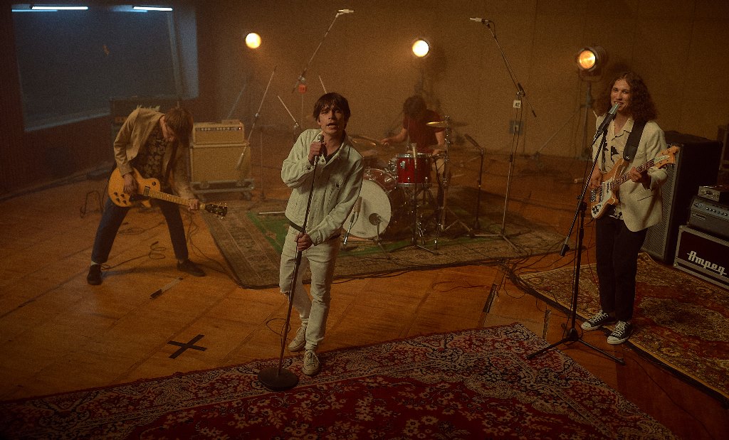 Рок-звезды будущего: за что стоит любить группу ТИМПАЧЕ