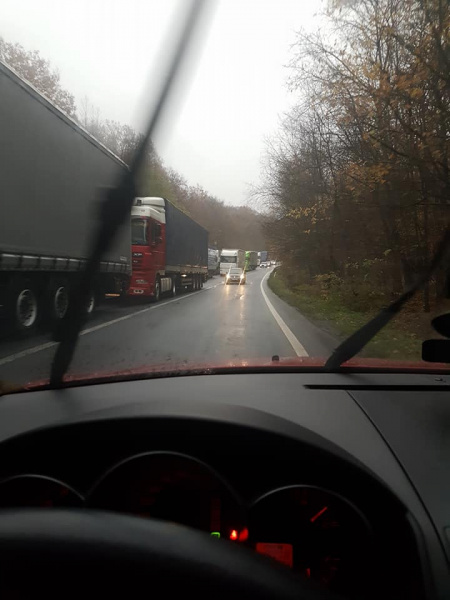 В Ужгороде произошел транспортный коллапс