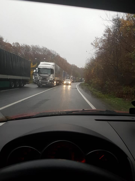 В Ужгороде произошел транспортный коллапс