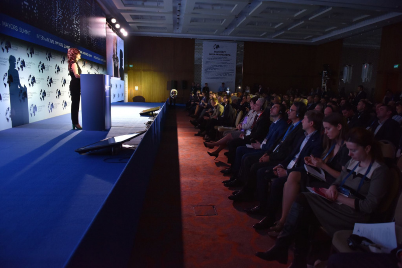 У Києві розпочався Міжнародний саміт мерів