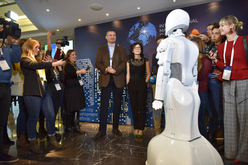 У Києві розпочався Міжнародний саміт мерів