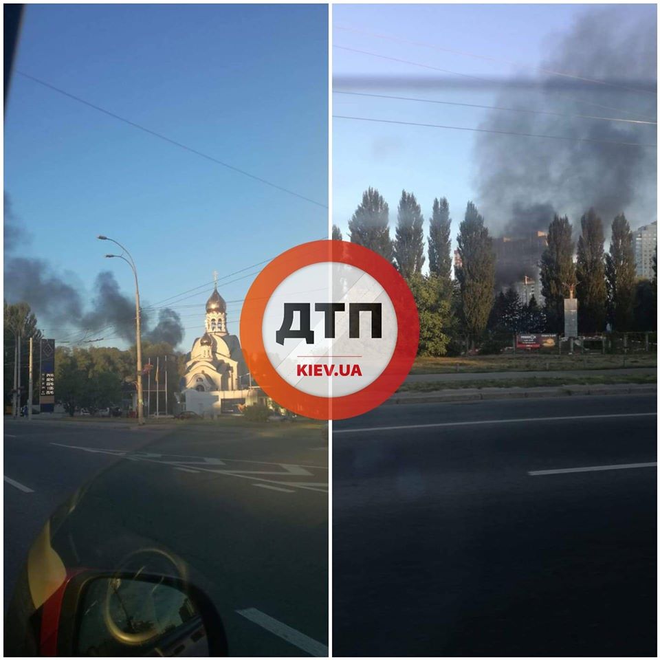 В Киеве прогремел взрыв около станции метро: что произошло (фото)