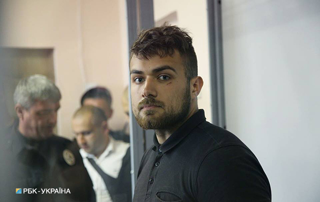 Суд начал рассмотрение дела о погроме киосков на Дарынке