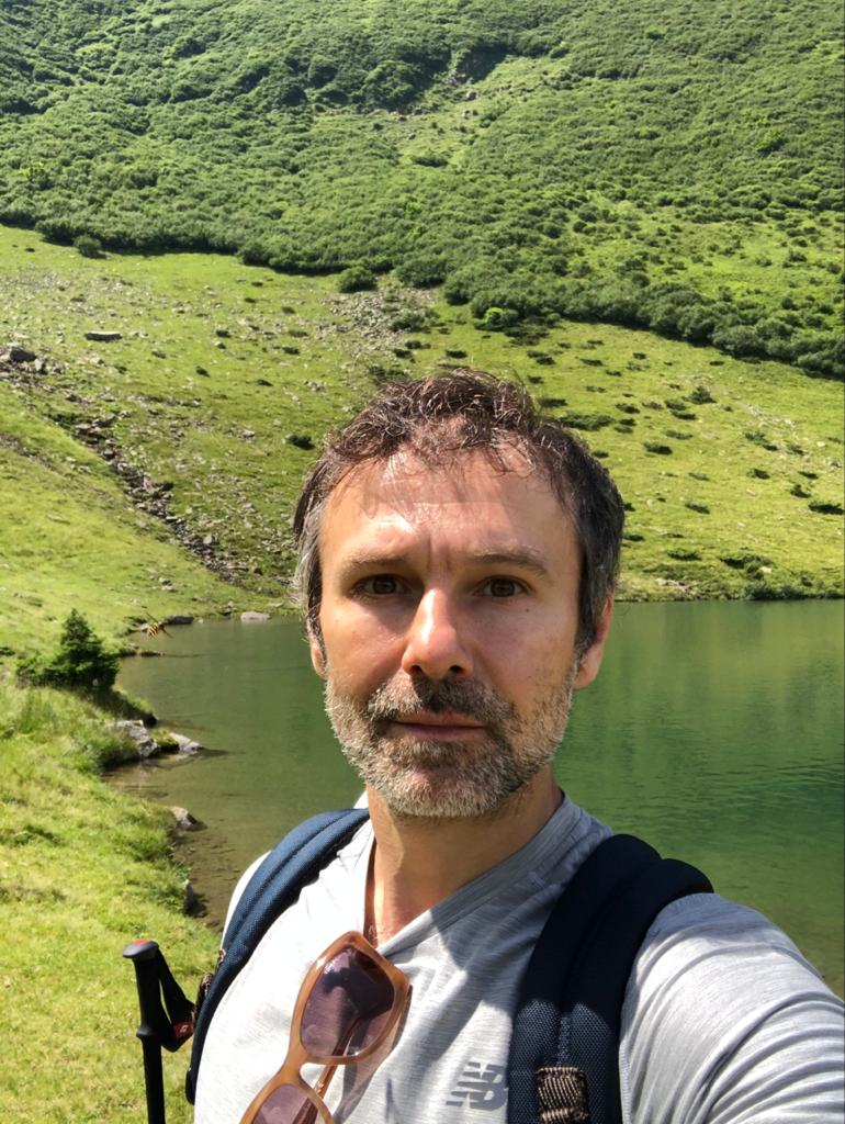 Вакарчук показав, чим займається після виходу з Ради: яскраві фото