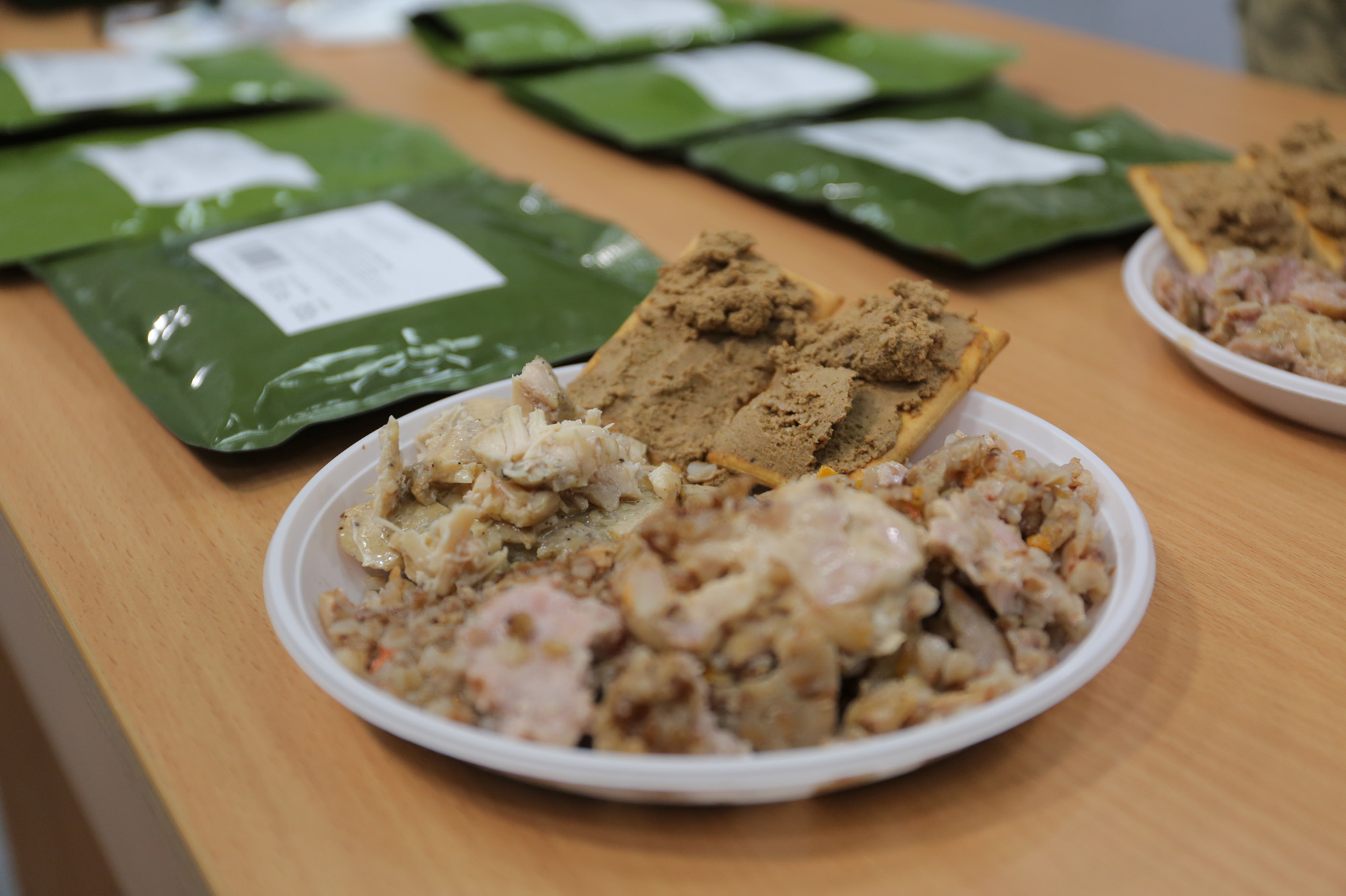 Расширенный рацион: украинцам показали, как по-новому будут кормить военных