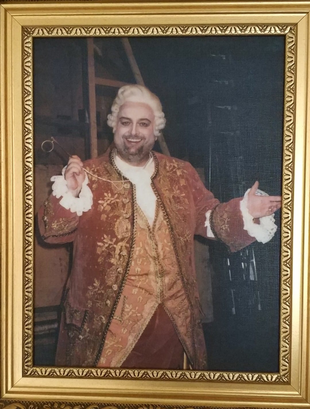 Умер знаменитый оперный певец и звезда "Кривого зеркала"