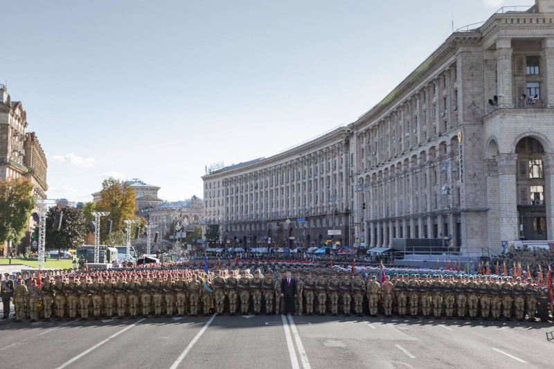 Порошенко взяв участь у генеральній репетиції параду