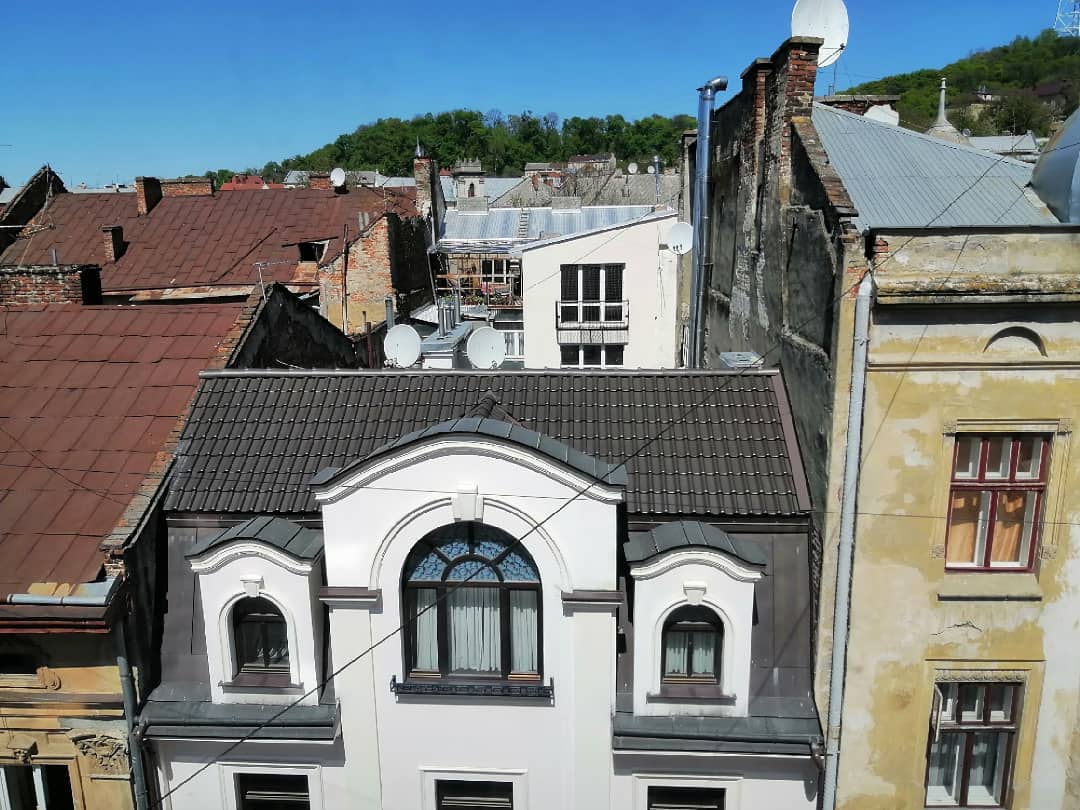 "Дякую, Львiв!" Макаревич с 36-летней женой устроили романтическую прогулку по городу