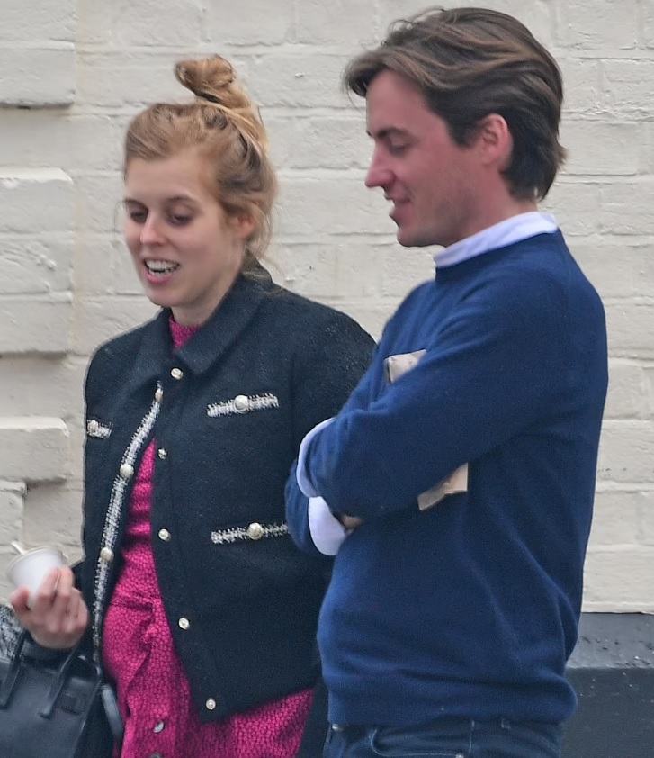 Внучка Єлизавети II вперше засвітилася перед камерою з вагітним животиком