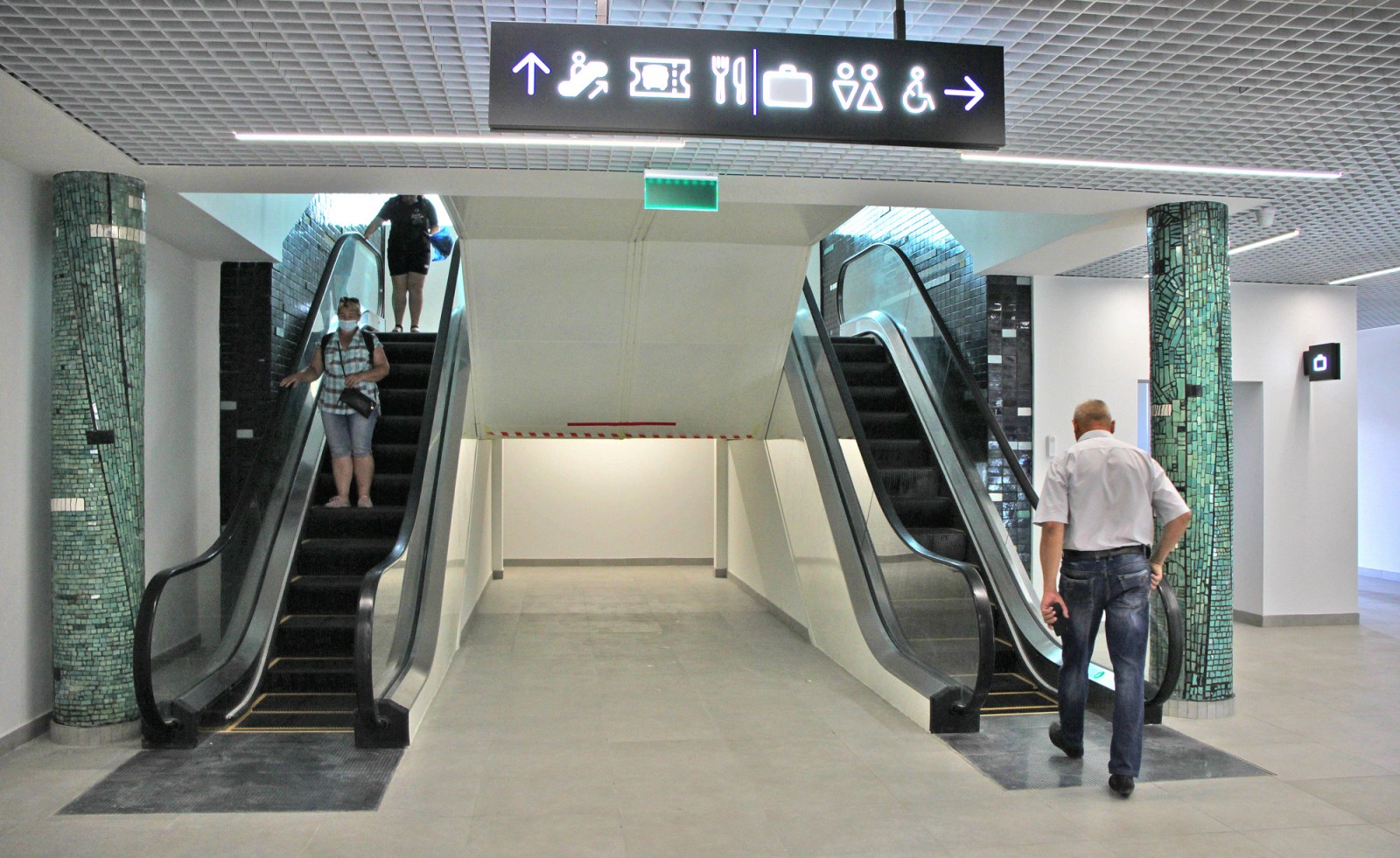 У Києві після ремонту відкрився Центральний автовокзал: як він виглядає і що там нового