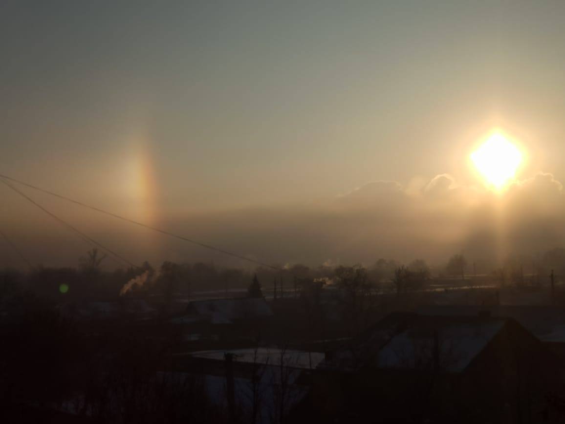 В небе над Кривым Рогом заметили редкое природное явление: действительно завораживает