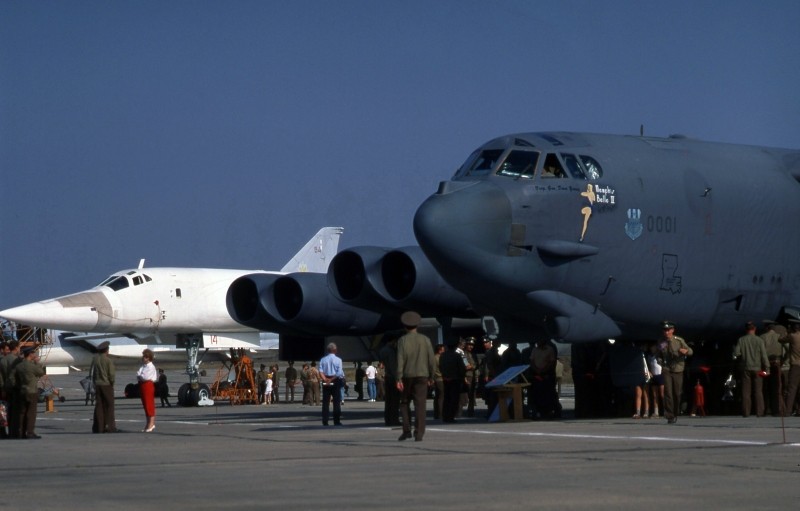 Ядерні бомбардувальники США здійснили рейд над Україною: росЗМІ в паніці (фото)