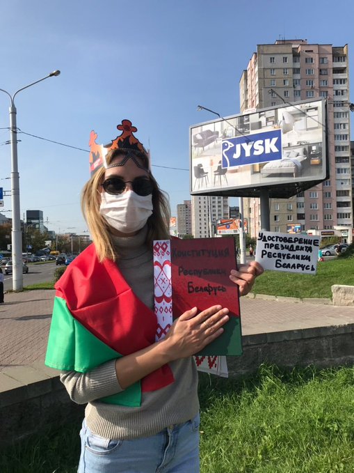 Если диктатор, то только такой: белорусы массово инаугурируют котов, собак и мышей (фото)