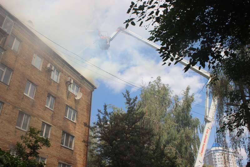 Пожежу у Броварах ліквідовано, - ДСНС