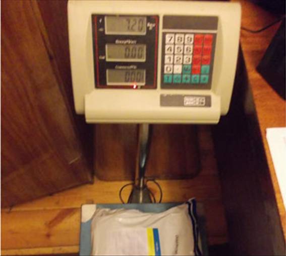 У Рівненській області поліцейські вилучили більше 9 кг бурштину