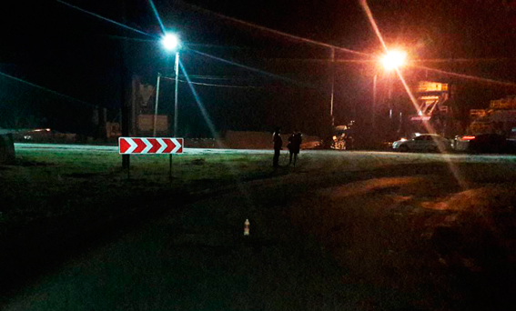 В Житомирской обл. банда напала на авто предпринимателей и похитила золото на 15 млн гривен