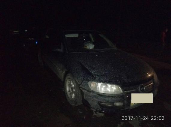 На Закарпатті поліція виявила автомобіль з набоями і наркотиками