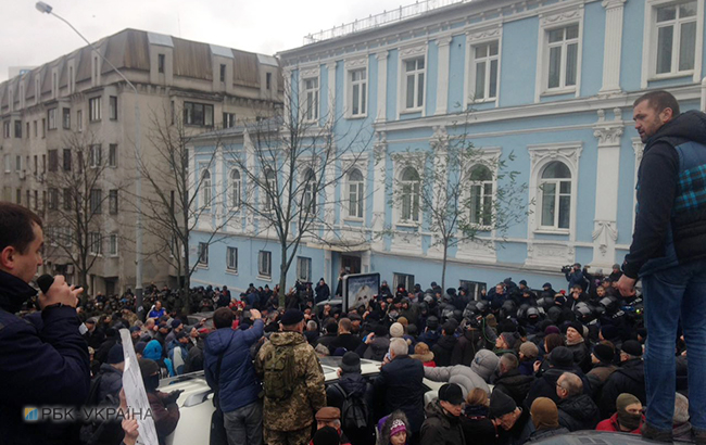 Затримання Саакашвілі: в ході сутичок постраждали правоохоронці