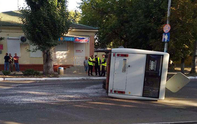 У центрі Слов'янська маршрутка зіштовхнулася із мікроавтобусом, троє постраждалих