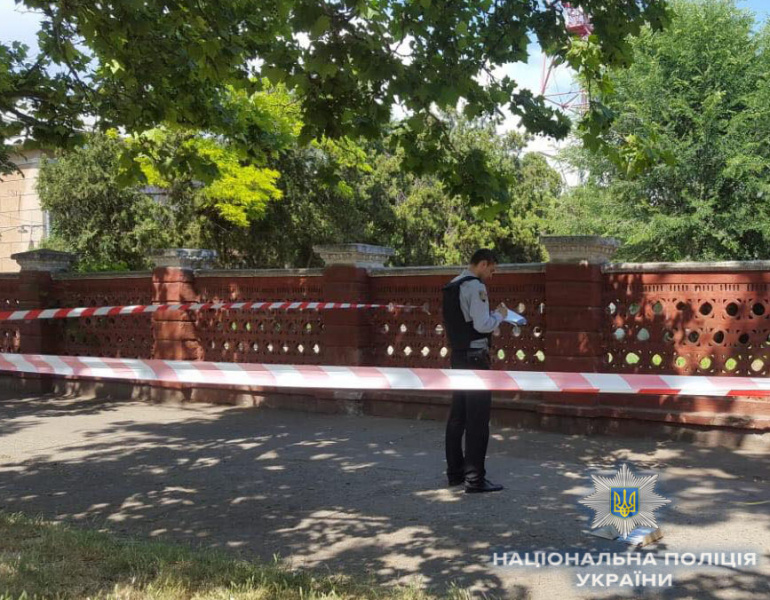 В Одесі невідомі напали з ножем на активіста Устименка