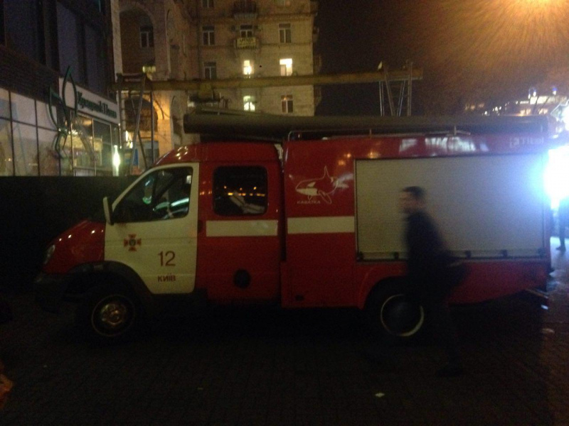 У Києві після дзвінка про мінування закрили станцію метро "Хрещатик"