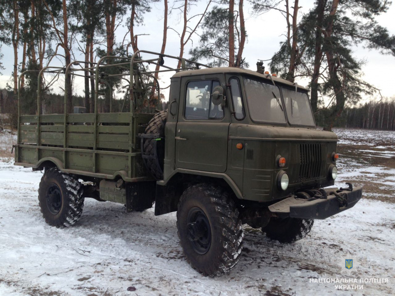 В Житомирской области обнаружили почти 200 объектов военной техники