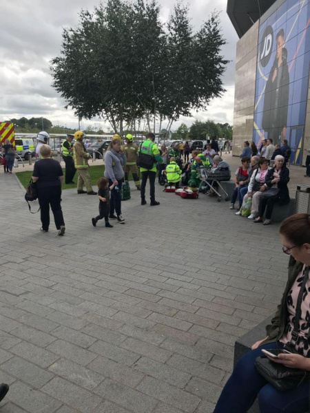 У Шотландії через витік хімречовини в ТЦ постраждали 40 осіб