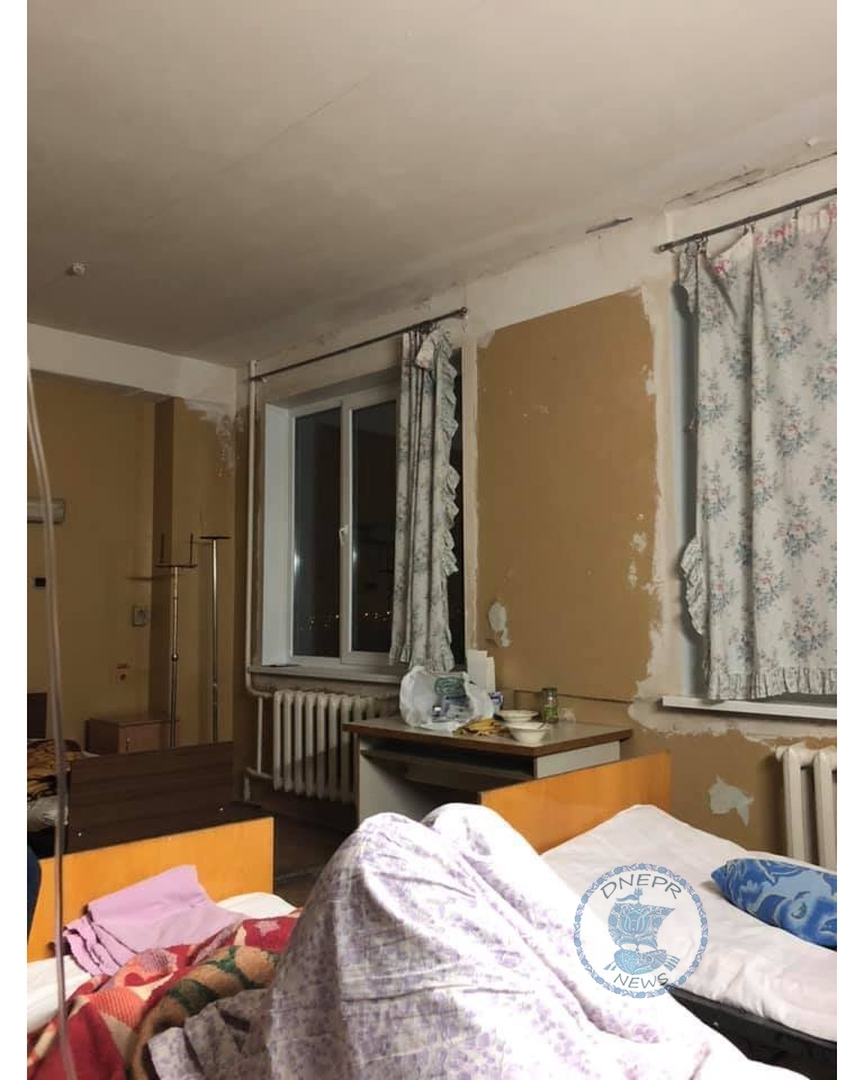 В больнице Днепра шокированы обстановкой: вымогательство, вонь и тараканы