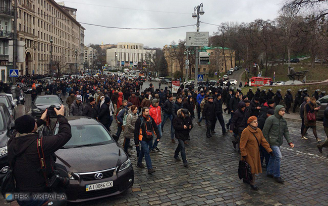 Саакашвили вместе с активистами отправился к Раде