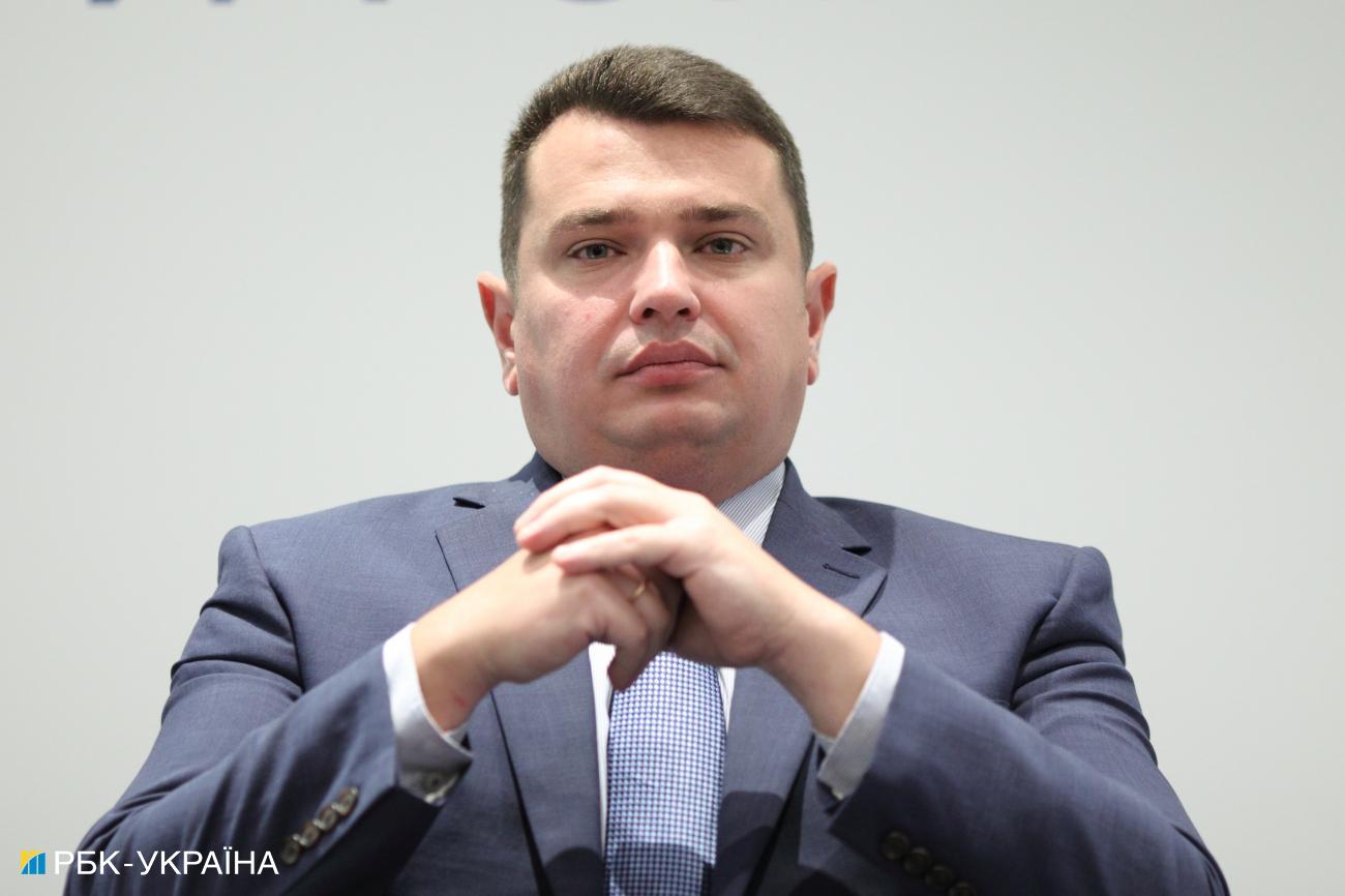 Запад ждет. Почему Украина спешит с реформой НАБУ и Высшего совета правосудия