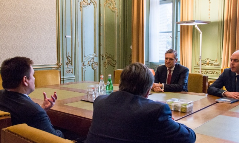 обсуждение отношений Украины и Нидерландов