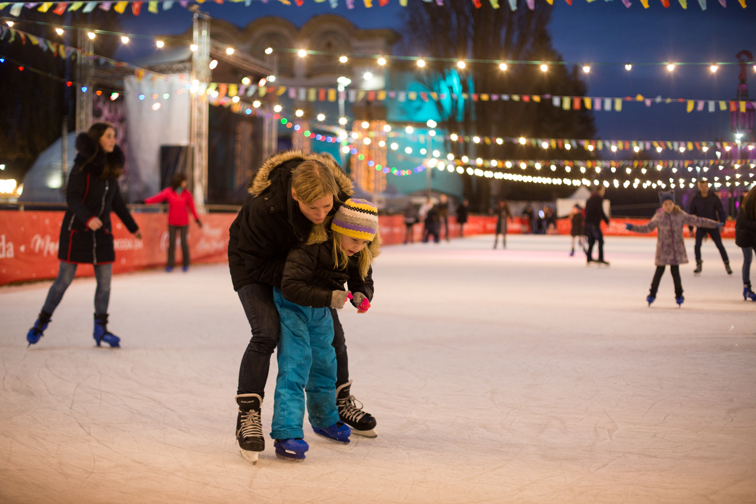 Отдых для всей семьи: главные зимние развлечения на ВДНГ в Киеве