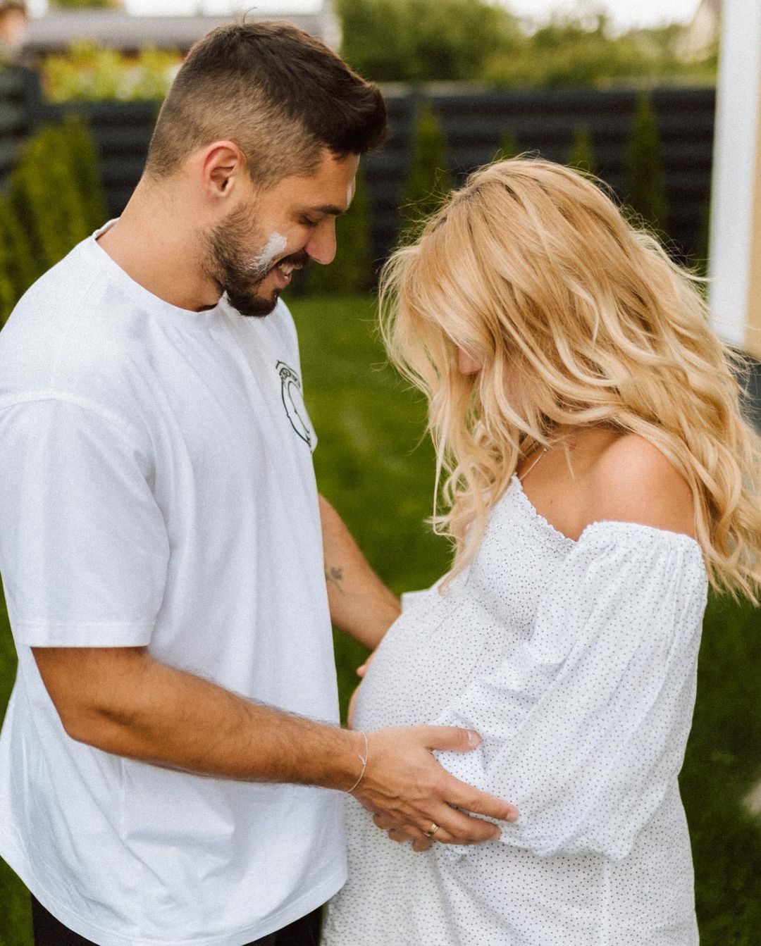 Квиткова и Добрынин показали свой загородный дом: "глаз дергается"