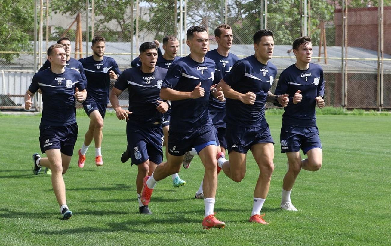 "Шахтер" идет ва-банк, "Динамо" создает фарм-клуб, снова 16 команд: чего ждать от сезона УПЛ