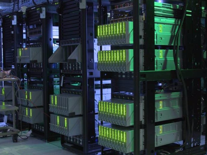 В HP Enterprise представили суперкомпьютер с рекордным объемом памяти