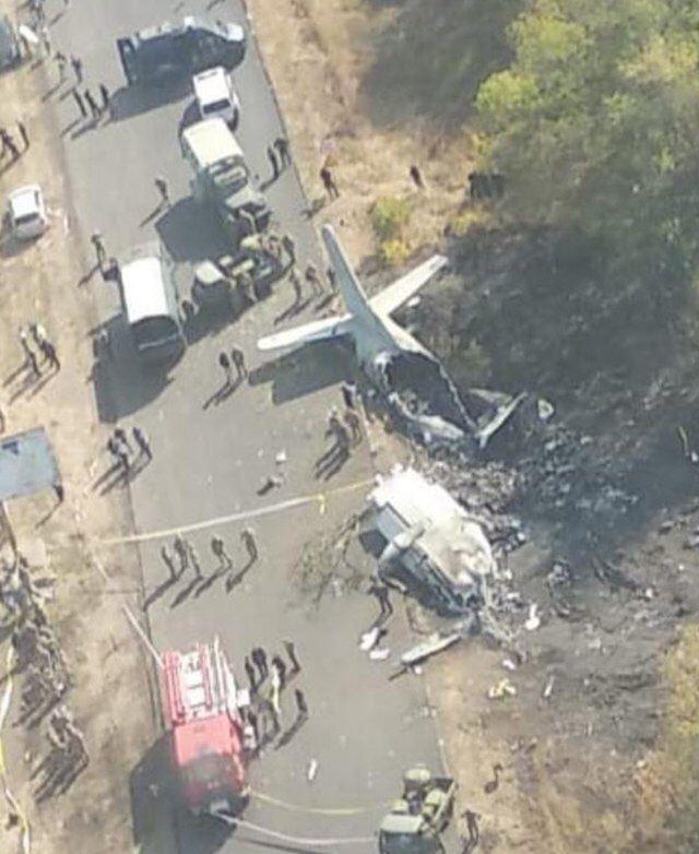 Выгорело все: в сеть попали снимки места крушения Ан-26 с высоты полета