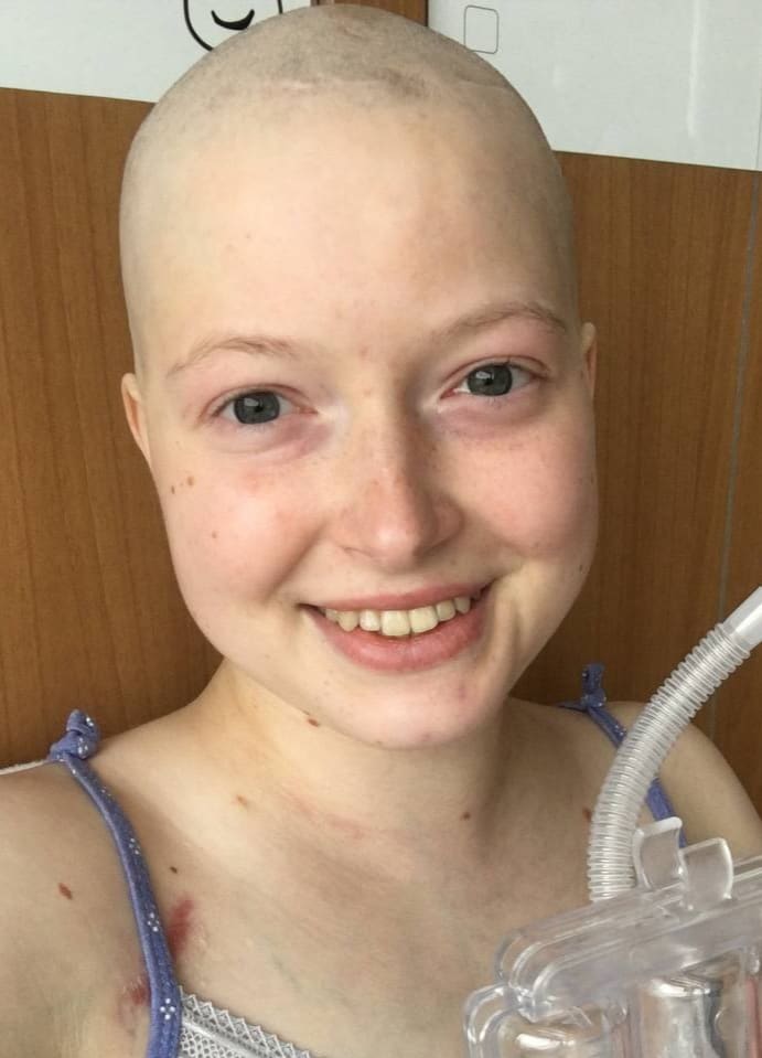 Студентка из Харькова мечтает выздороветь и стать музыкантом: родители просят о помощи