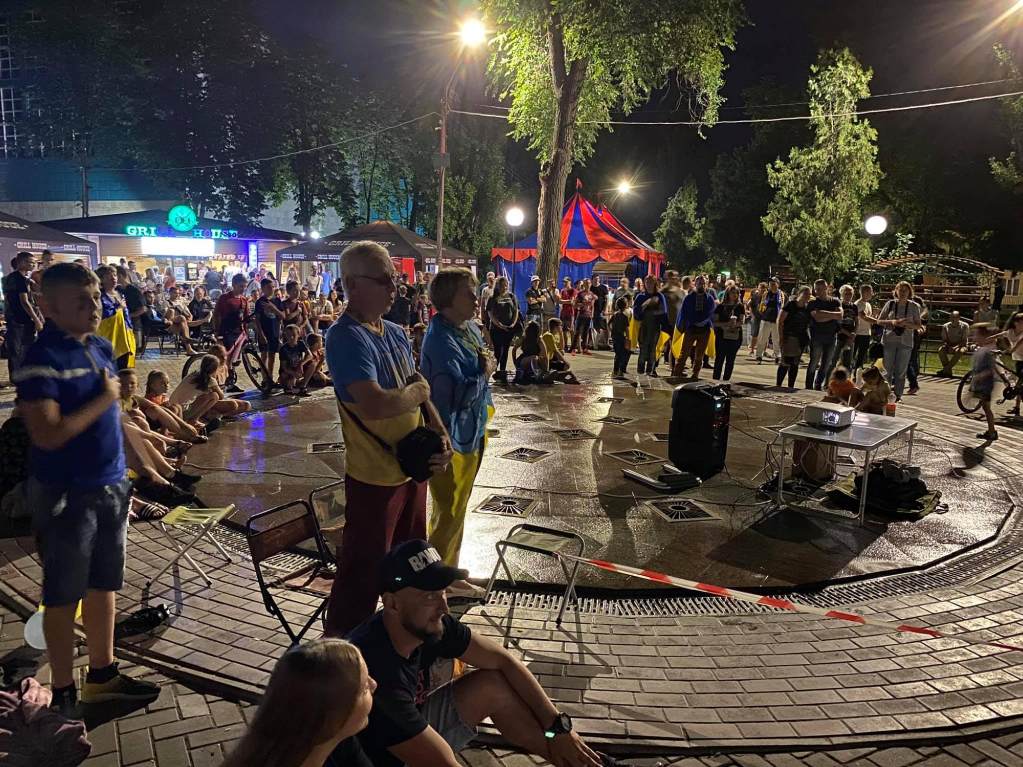 Сборная Украины возвращается домой с Евро 2020: реакция на матч с Англией, видео с фан-зон