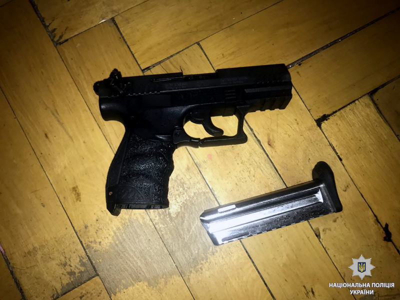 В Харьковской области разоблачили и задержали мужчину из-за сбыта оружия