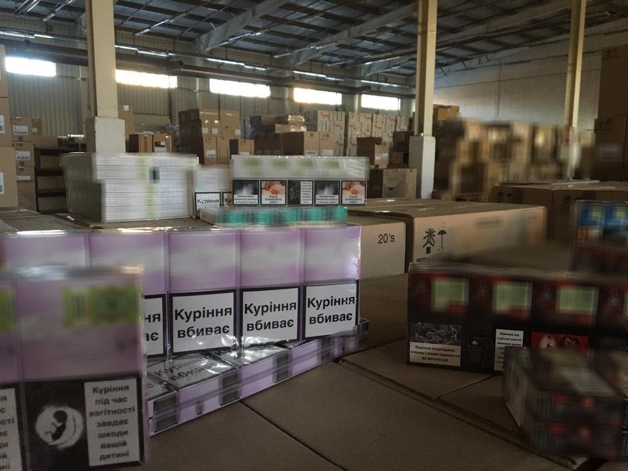 ДФС вилучила понад 4 млн пачок контрафактних сигарет на чверть мільярда